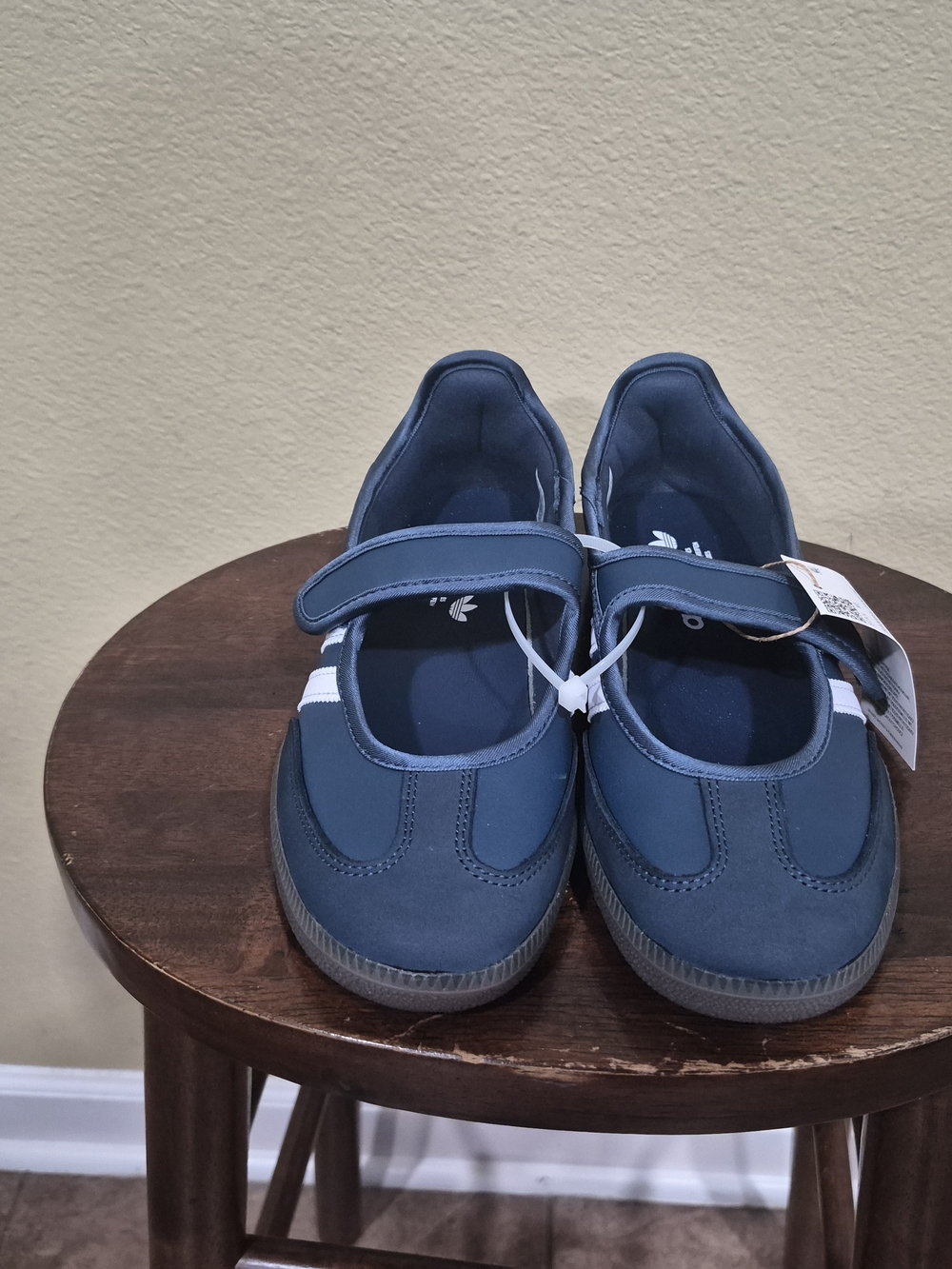 Adidas Navy Blue Mary-Jane Sneaker Size 7.5